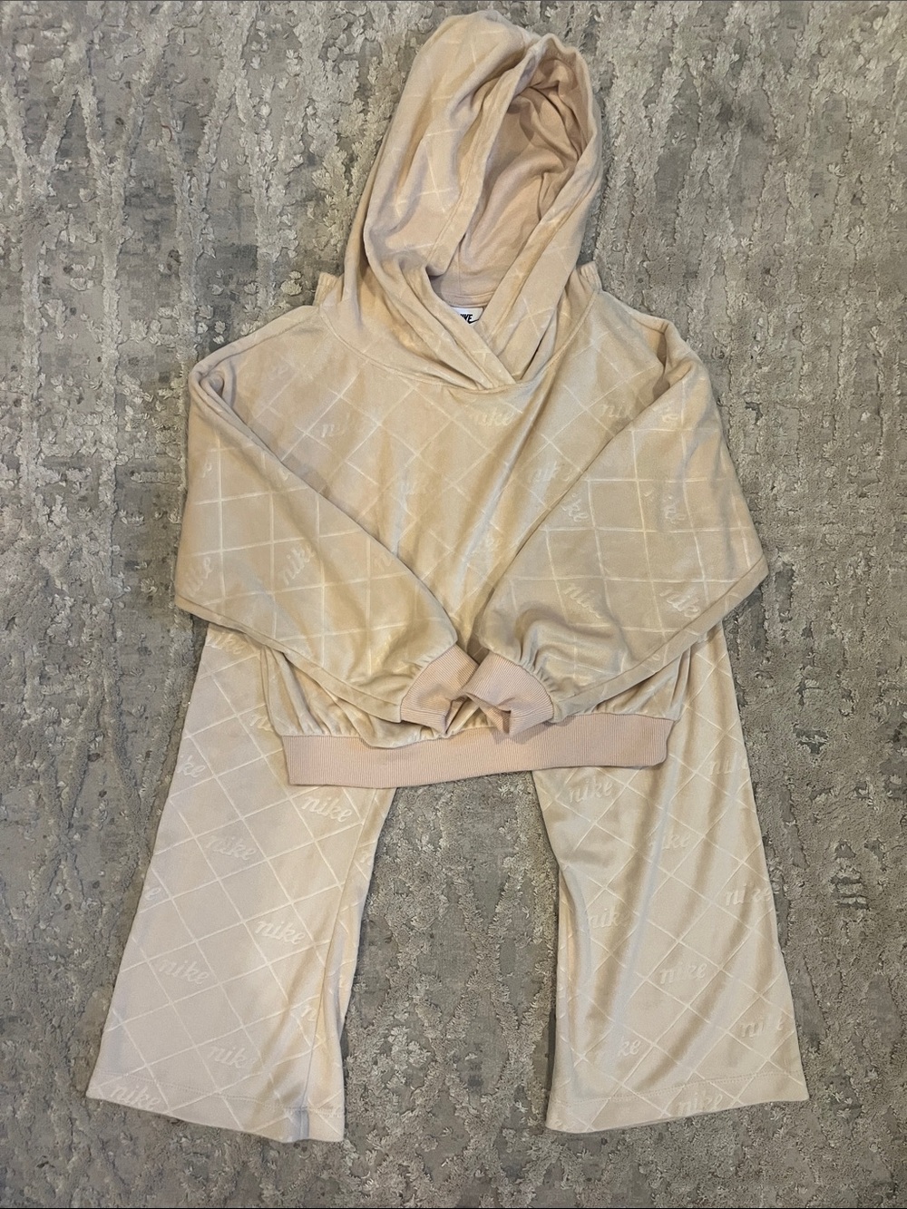 Nike Velour Beige Hoodie & Wide-Leg Pants Set Girls 6X